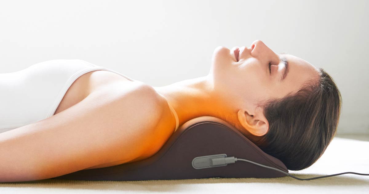 Staff’s LOVE ITEM｜YOGI NECKの魅力と温かさに包まれる時間