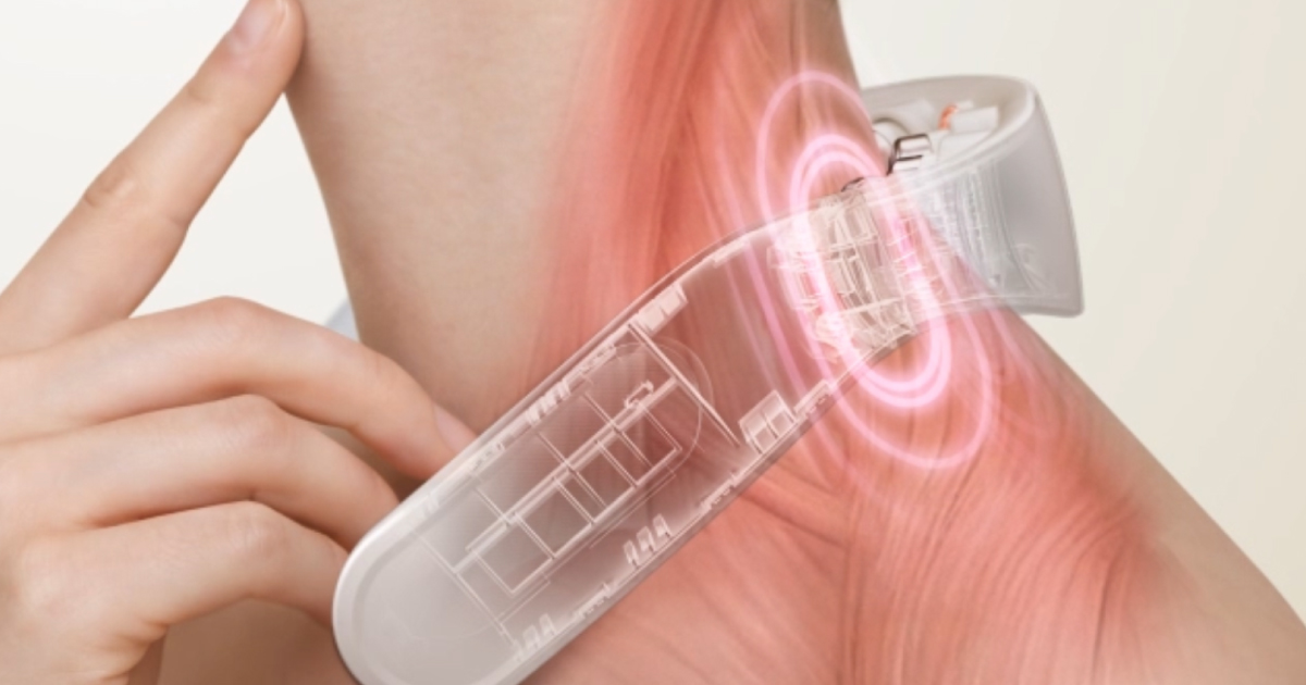 HEAT NECK EVO開発ストーリー｜2年かけて設計し直したネックケアの新発想｜MYTREX